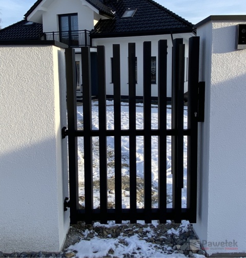 Furtka aluminiowa grzebieniowa